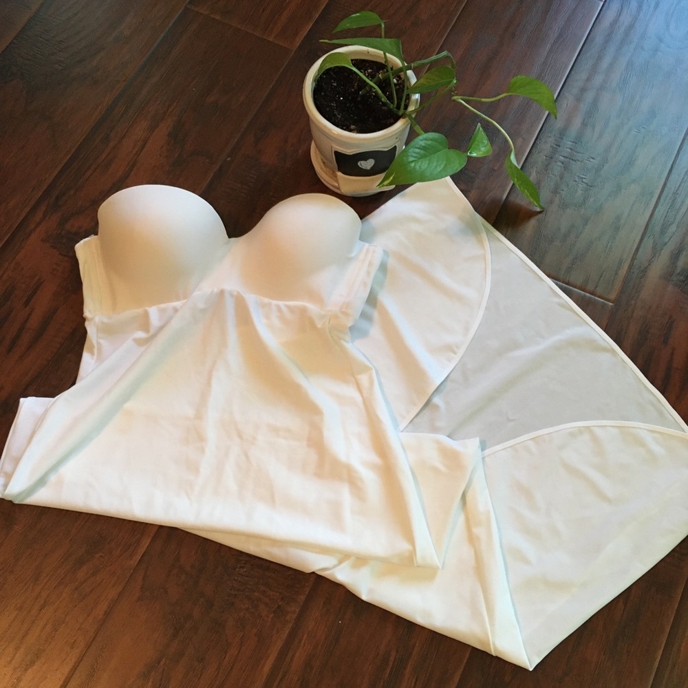 Strapless long slip